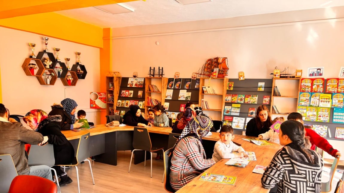 EĞİTİM PAYDAŞLARININ EĞİTİMİ 